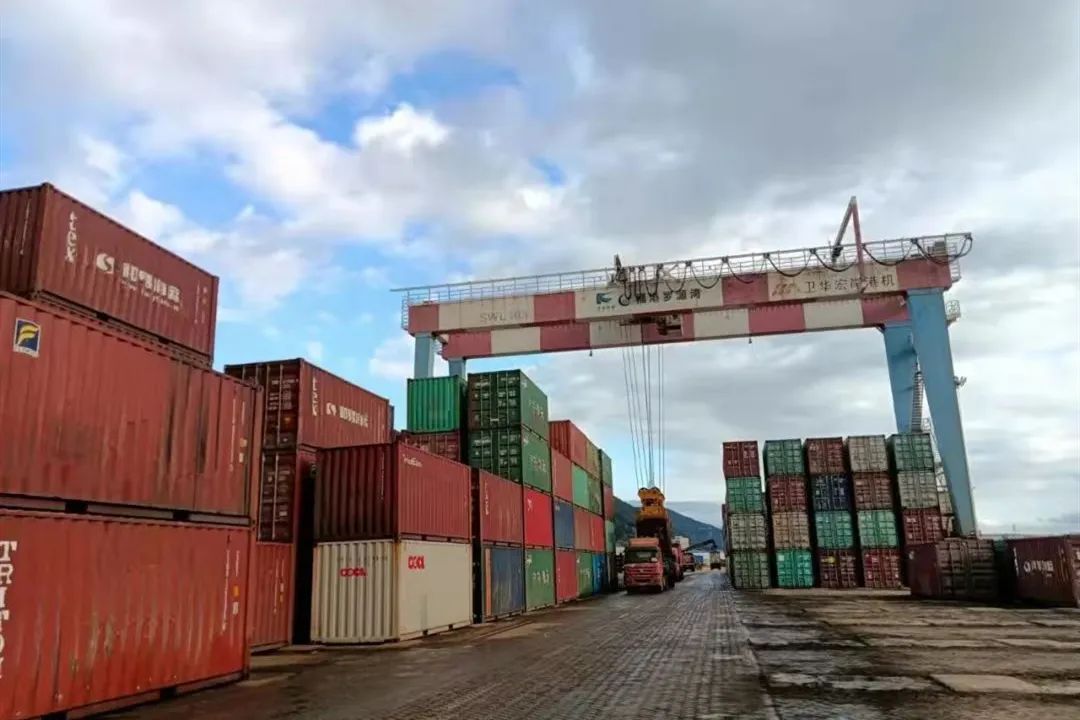 福港罗源湾一季度集装箱业务春意盎然01.jpg