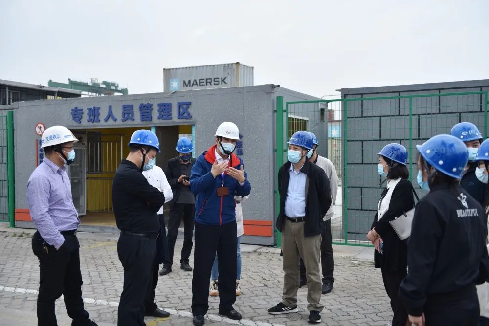 福建省疫情防控综合协调组赴江阴港区督导疫情防控“闭环”管理工作01.jpg