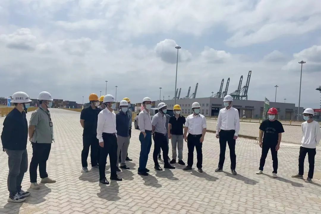 福州港江阴港区4#、5#泊位轨道吊堆场工程顺利通过交工验收02.jpg