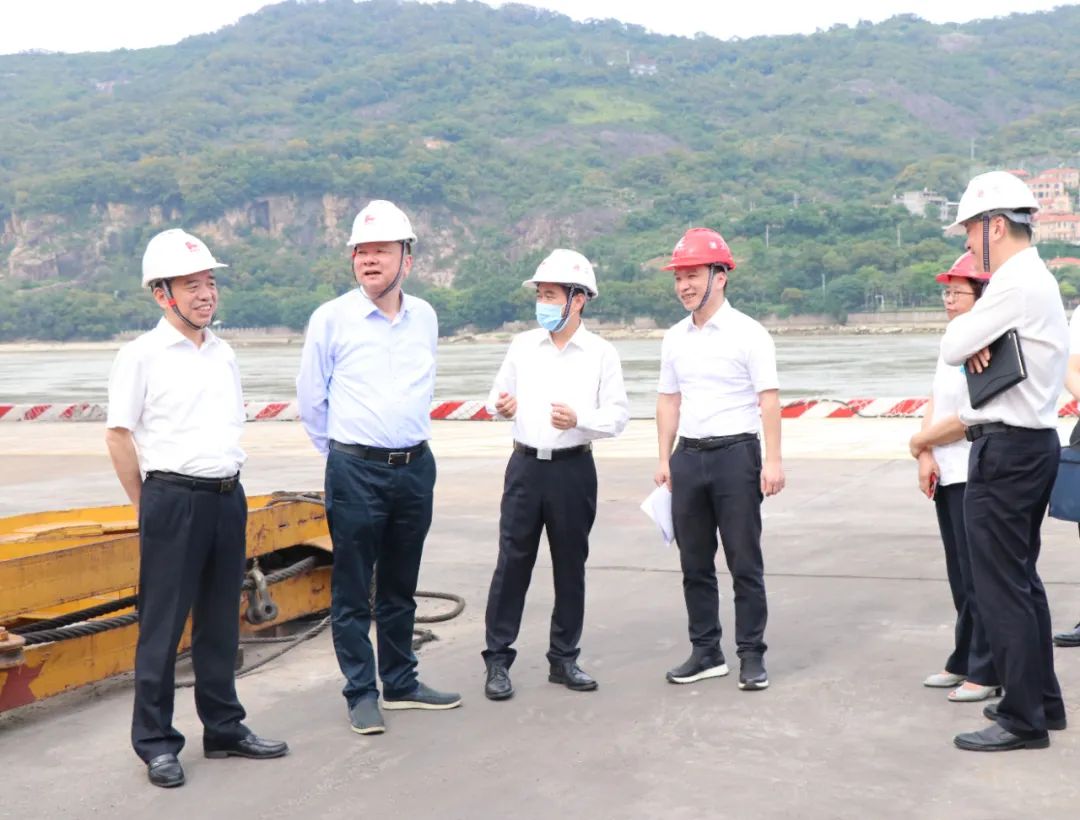 福建港口集团党委书记、董事长陈志平至福州港务集团所属单位开展调研工作01.jpg