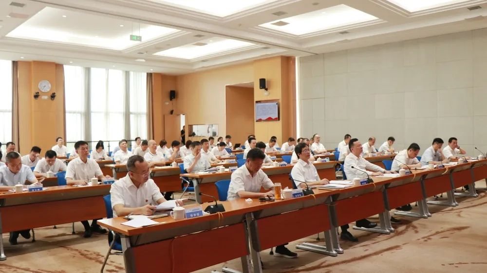 福州港务集团召开第三季度工作推进会 福建港口集团陈志平董事长莅会并讲话03.jpg