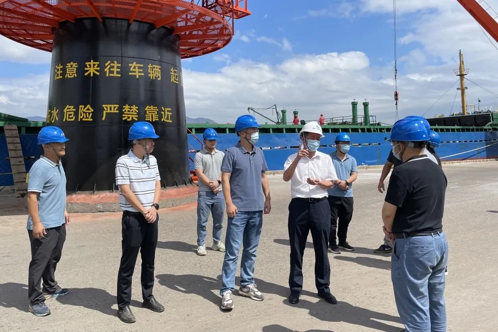 集团党委委员、纪委书记林家坚赴榕通码头开展安全督导检查.jpg