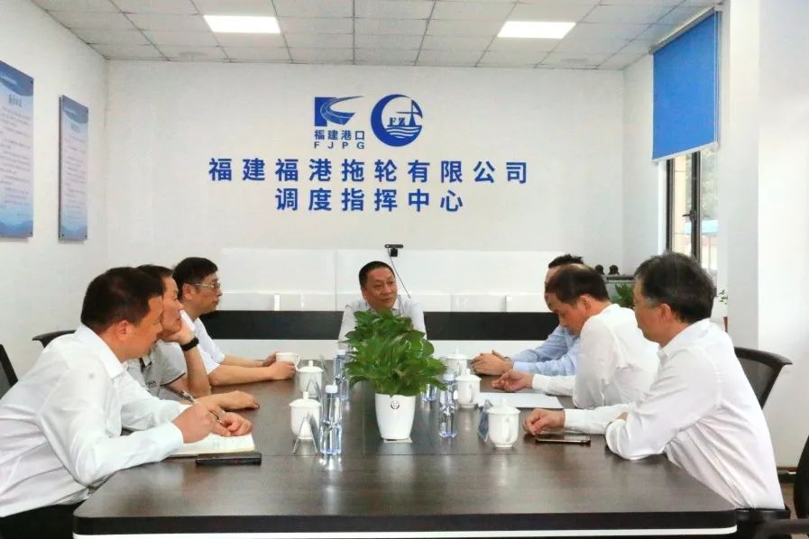 福建港口集团党委副书记、总经理陈乐章到福港拖轮调研指导工作02.jpg