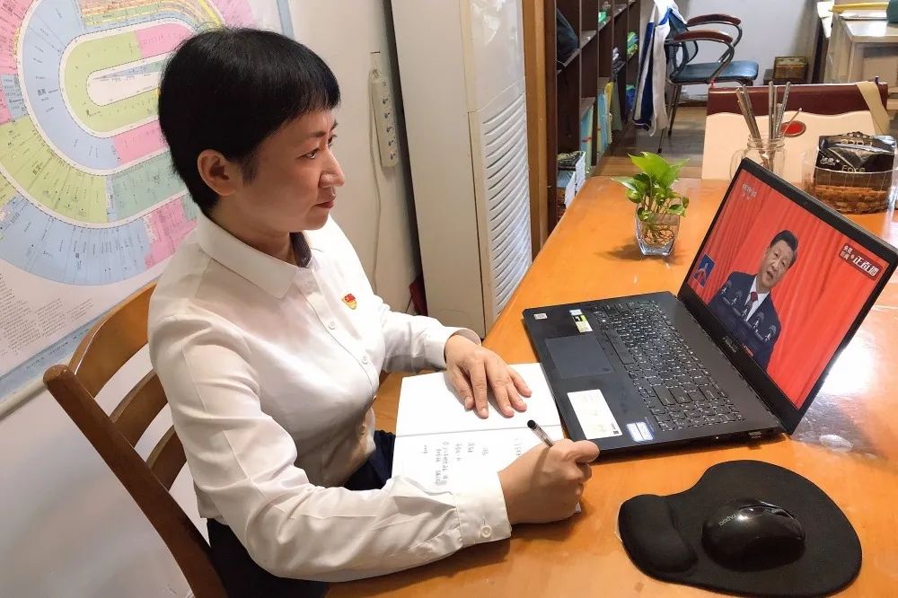 福港集箱财务部计费科会计员谢丹.jpg
