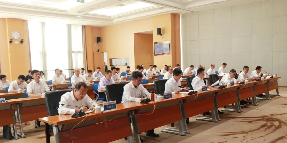 献礼二十大 冲刺四季度丨福州港务集团召开党委理论学习中心组（扩大）学习会暨2022年第四季度工作推进会02.jpg