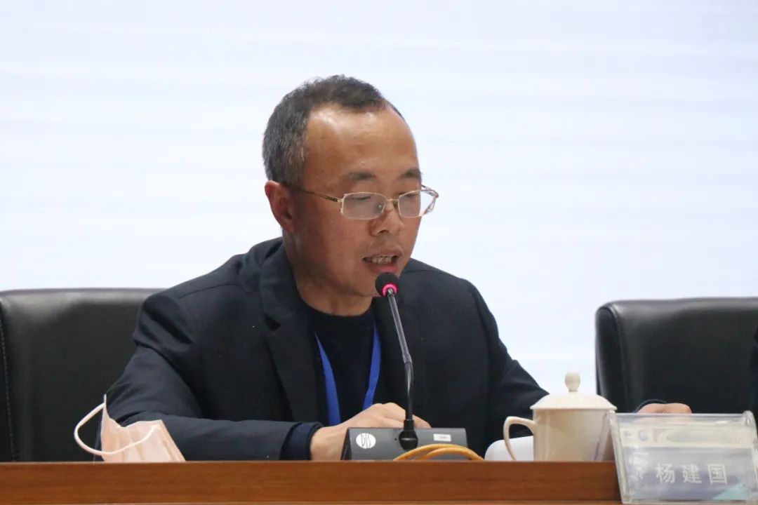 笃定信心 踔厉奋发 丨集团召开2023年度工作会议暨三届四次职工代表大会09.jpg