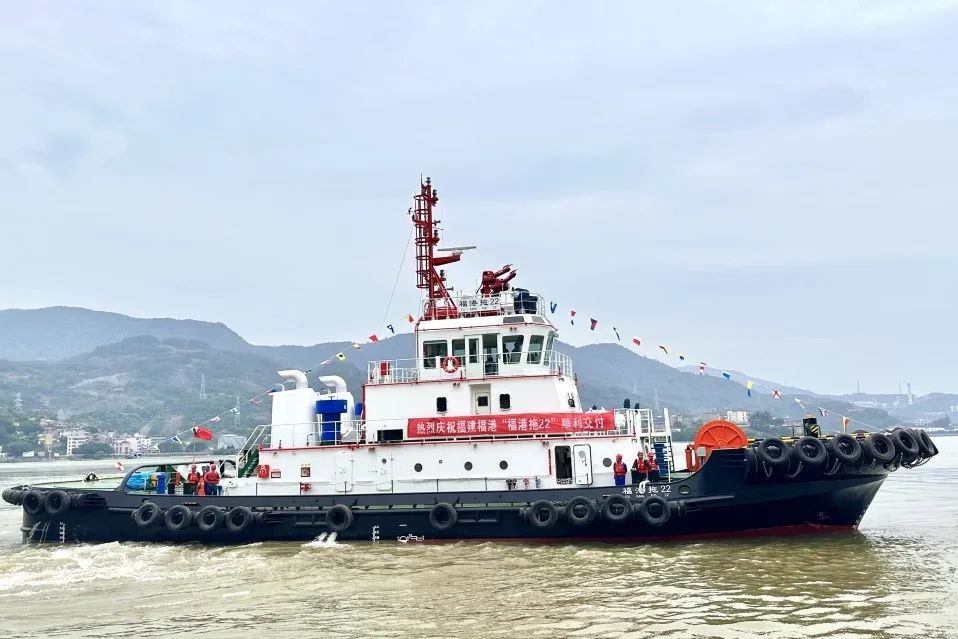 三争三提 福港拖轮新造5200马力拖轮（配置FIFI-1等级消防）“福港拖22”顺利交船投产05.jpg