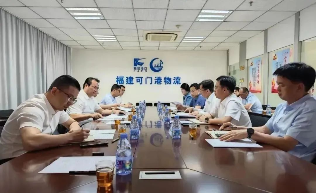 福建港口集团党委委员、副总经理朱勇进一行至福州港务集团所属单位调研04.jpg