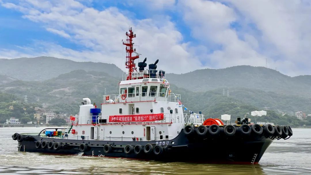 三争三提丨福港拖轮再添“新战力”02.jpg
