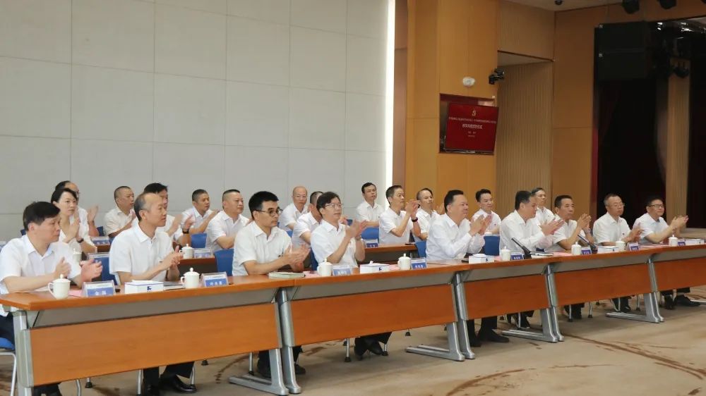 警企合作发展 携手共创未来丨福州港务集团党委与福州边检站党委签署联学共建协议04.jpg