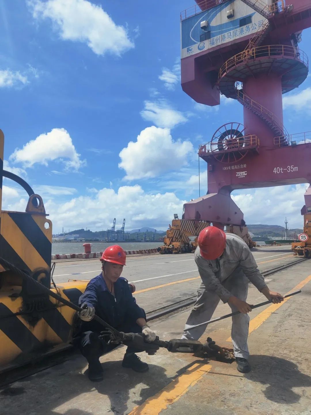 迎战“杜苏芮” 福港在行动12.jpg