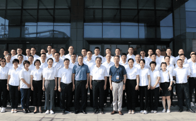 凝心聚力 奋楫争先丨福州港务集团举办中高层领导干部培训班08.gif