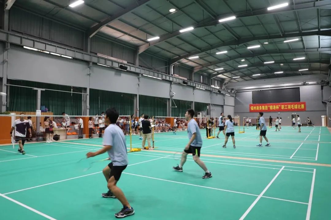 谁“羽”争锋丨福州港务集团“榕港杯”职工羽毛球比赛精彩收拍03.jpg