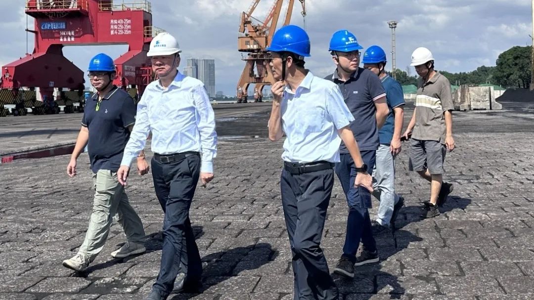 福州港务集团全面筑牢“双节”安全生产防线01.jpg