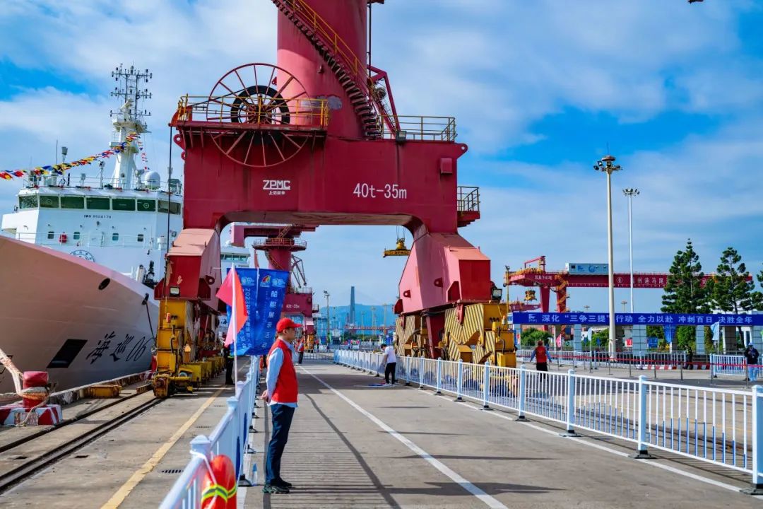 微光成炬 盛会有我 福港马尾蓝海青年志愿者护航2023世界航海装备大会09.jpg