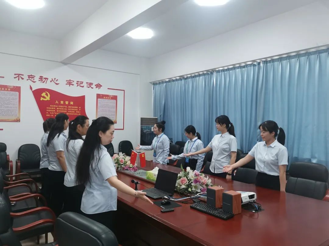 微光成炬 盛会有我 福港马尾蓝海青年志愿者护航2023世界航海装备大会11.jpg