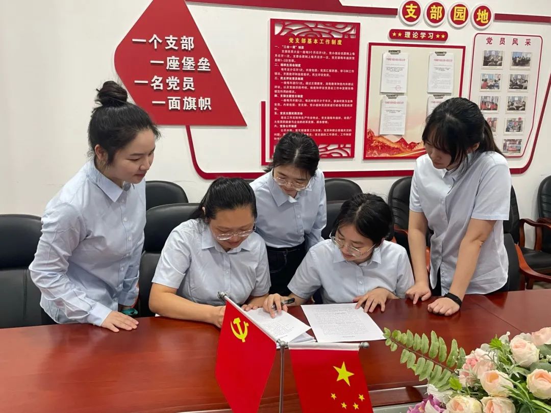 微光成炬 盛会有我 福港马尾蓝海青年志愿者护航2023世界航海装备大会22.jpg