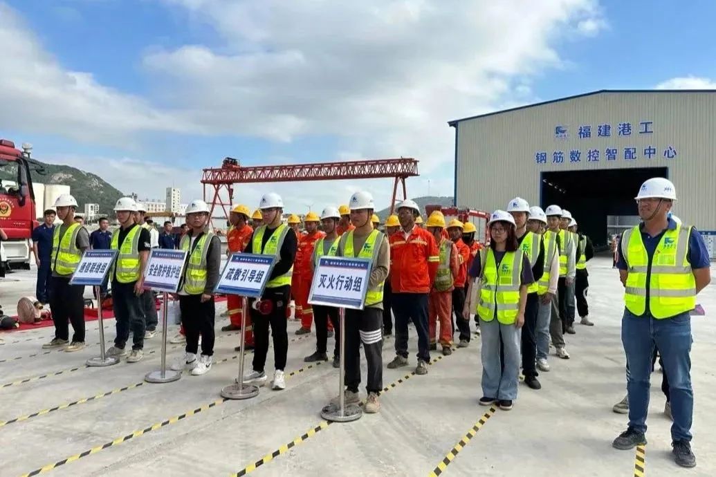 预防为主 生命至上丨港口工程组织开展消防演练及培训活动02.jpg