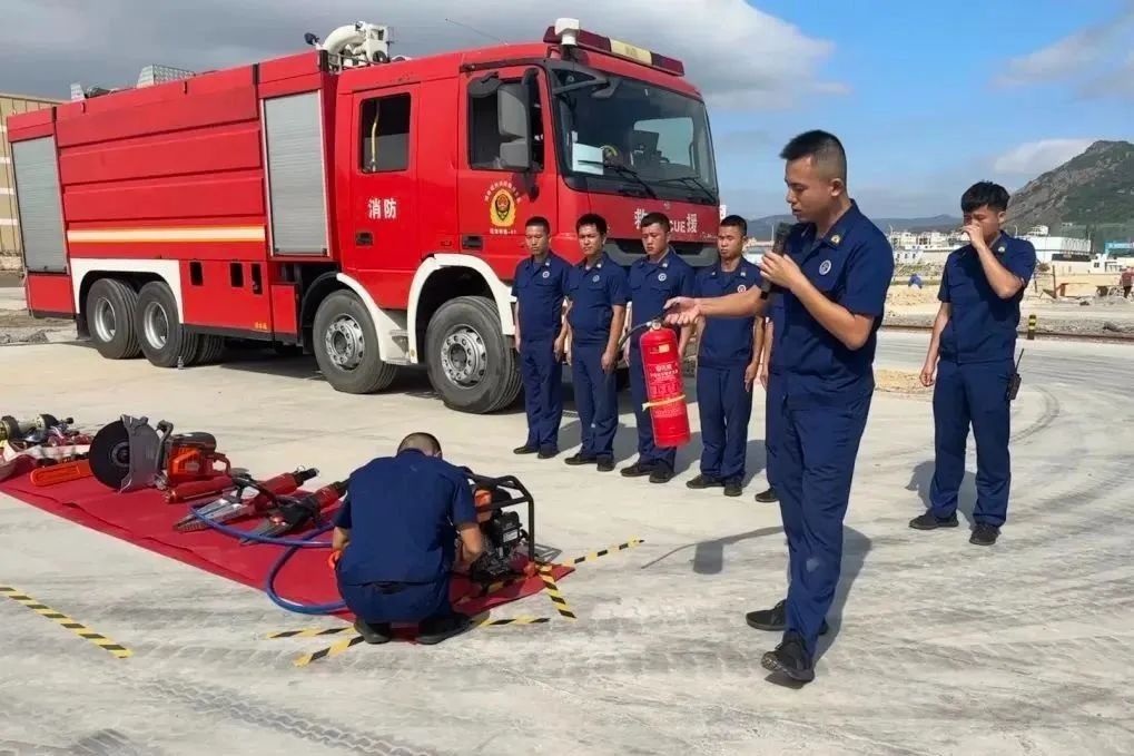 预防为主 生命至上丨港口工程组织开展消防演练及培训活动04.jpg