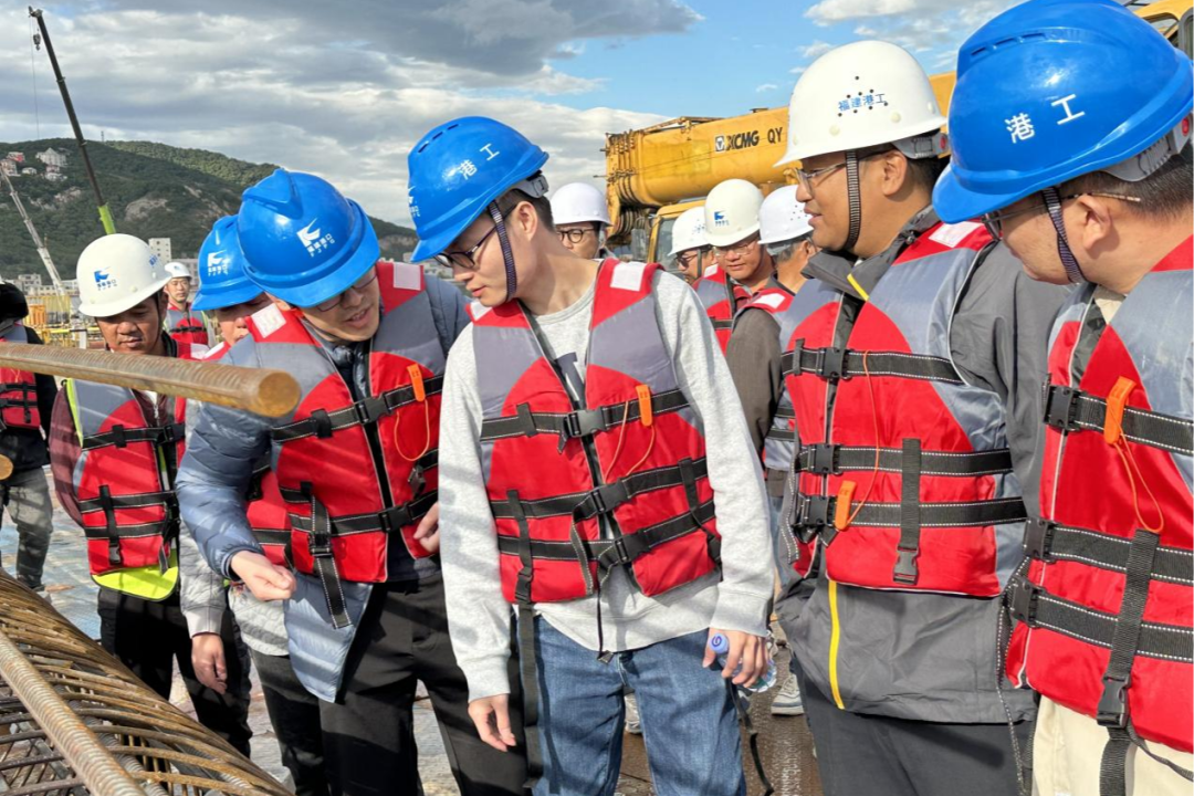 “百日攻坚”进行时丨福州港松下港区元洪作业区1#、2#泊位工程1#引桥桩基顺利通过验收02.png