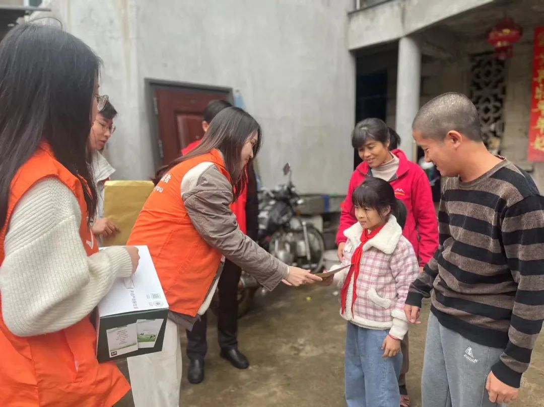 志愿服务 从心开始丨福港志愿者在行动02.jpg