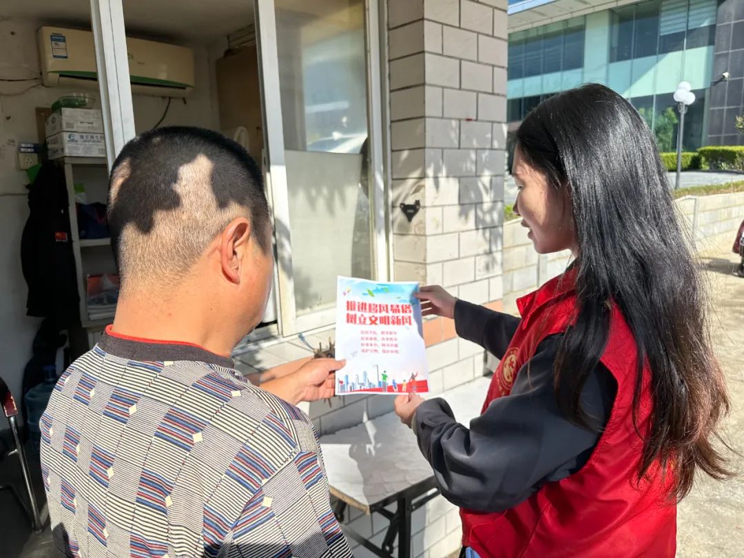 志愿服务 从心开始丨福港志愿者在行动07.jpg