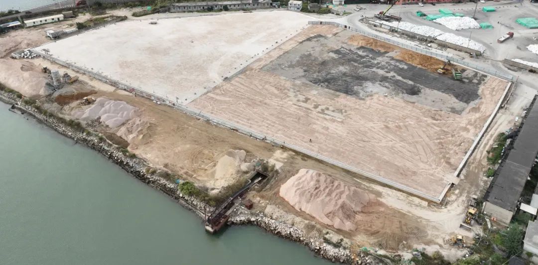 项目攻坚丨福州港罗源湾港区淡头作业区西侧港外物流堆场改造工程顺利完工01.jpg