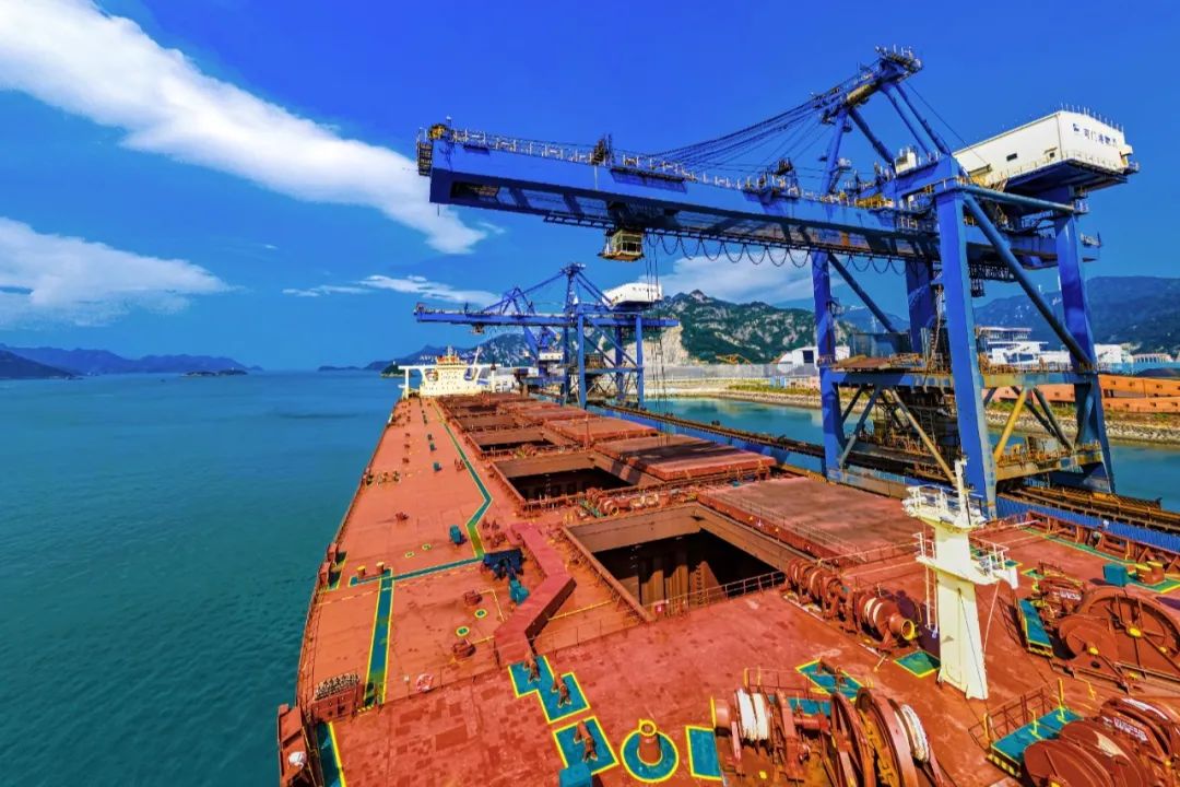 创开港新高丨可门港圆满完成年度吞吐量指标任务01.jpg