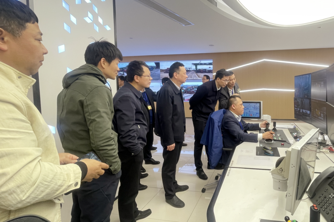 福建省交通运输厅厅长陈岳峰带队到福州港调研港口复工复产及安全生产工作04.png