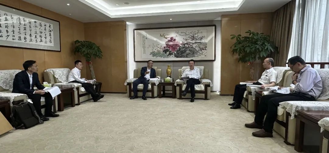 向新而为丨华为交通智慧军团来访 共谋合作发展01.jpg