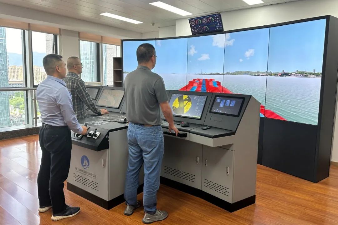 科技兴安  东方海运全新打造的船舶操纵模拟系统暨船员实训中心正式启用01.jpg