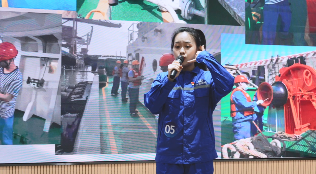 福港青年参加福建港口集团“青年创发展 奋力向未来”青年演讲比赛01福港拖轮黄庄怡.png