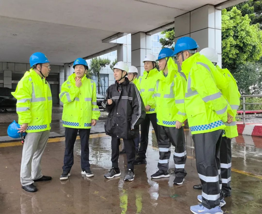 福建港口集团陈志平董事长到马尾港青州作业区开展防台检查.jpg