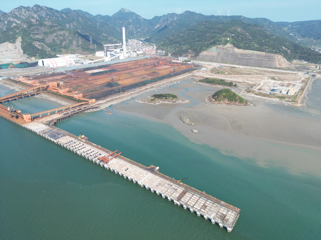 无惧风雨与烈日 他们交出第一份答卷.png