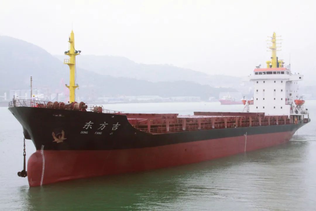 向“新”而行，以“质”致远！东方海运推进船舶岸电设施改造 赋能绿色航运发展.jpg