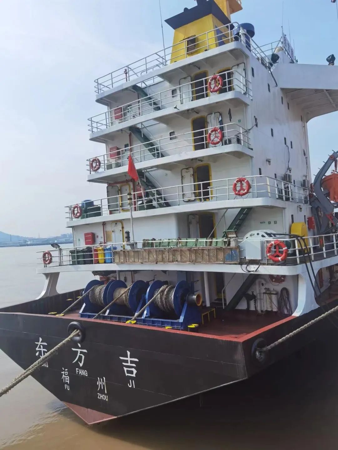 向“新”而行，以“质”致远！东方海运推进船舶岸电设施改造 赋能绿色航运发展01.jpg